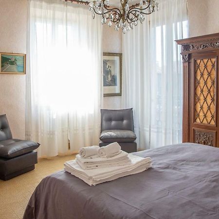 Апартаменти Bed & Roses Meni Ла-Морра Екстер'єр фото