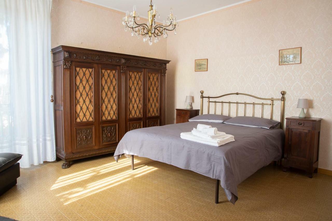 Апартаменти Bed & Roses Meni Ла-Морра Екстер'єр фото